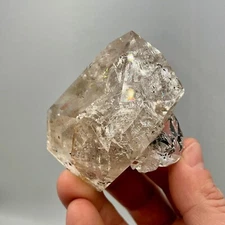 188 g Herkimer Diamond w/ HUGE Rainbows, Smoky Phantoms, Excellent Clarity!