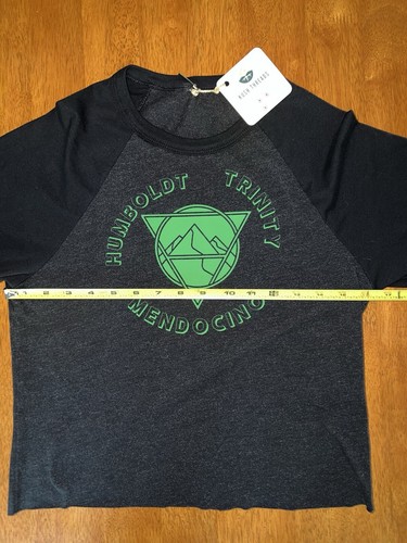 NWT Emerald Triangle Humboldt Cannabis Women’s Cropped 3/4 Sleeve Raglan Black S - Picture 6 of 6