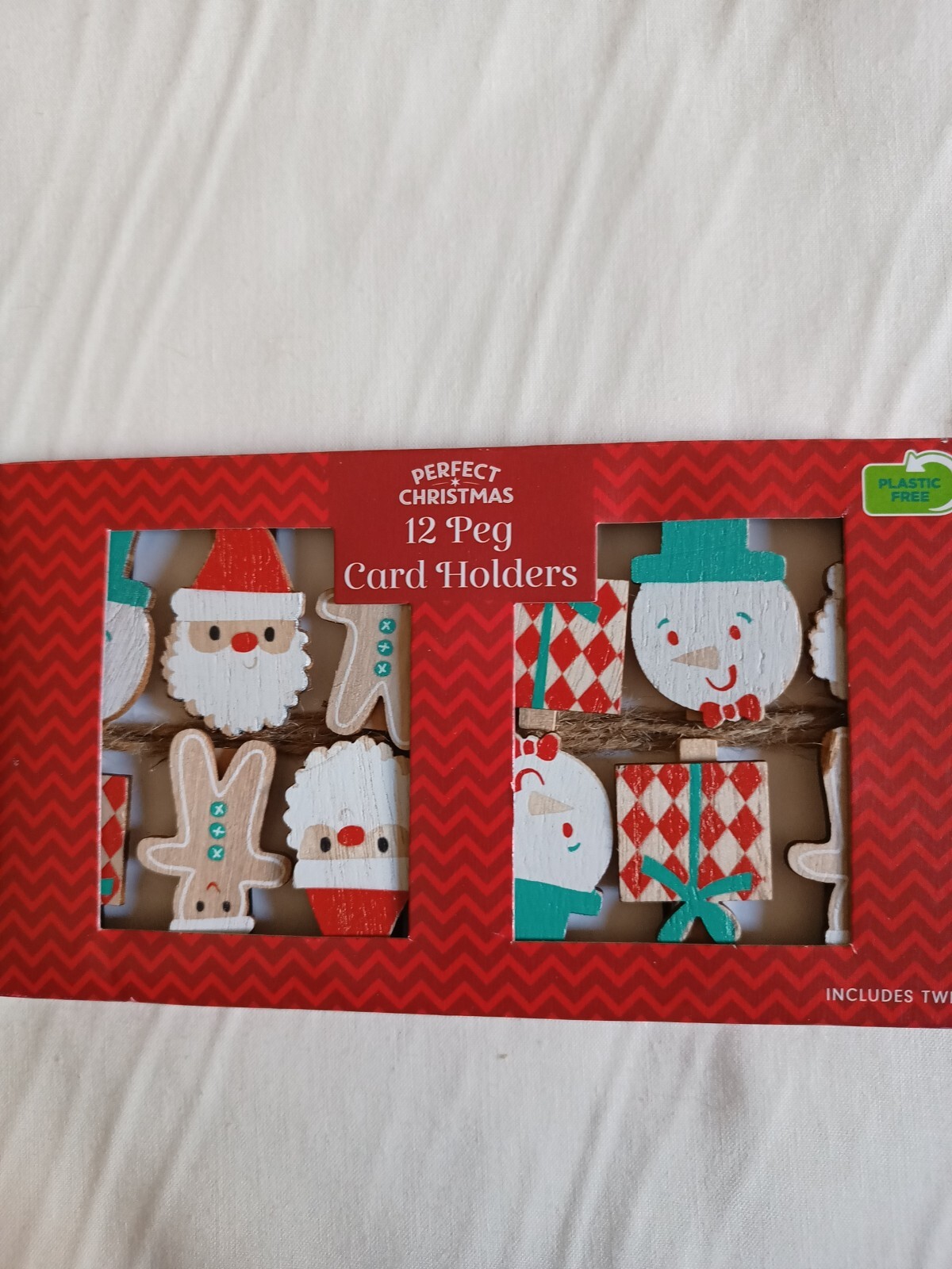 Quality Xmas Wooden Pegs 5 cms Christmas Decor Hanging Craft String Card Holder