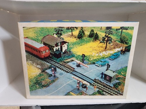 Kibri Level Crossing escala 2650 HO | Zustand: Used