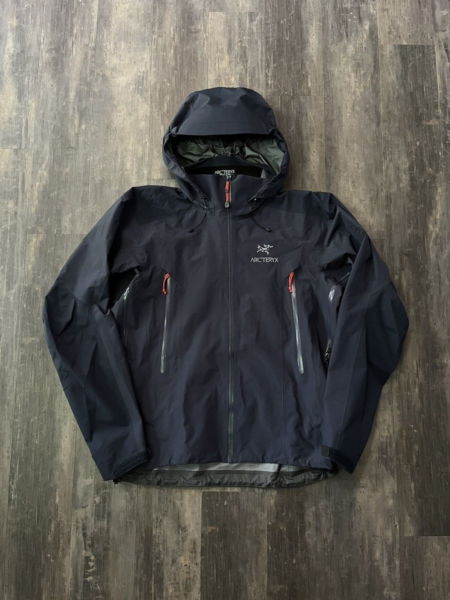 Arc'teryx Beta AR GORE-Tex Pro Shell Nighthawk- Excellent Arc'teryx Beta AR GORE-Tex Pro Shell Nighthawk- Excellent