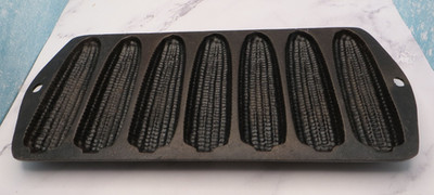 Vintage Corn Bread Cob Mold Shaped Cast Iron Skillet Baking Pan 7Pc GP27 BM1