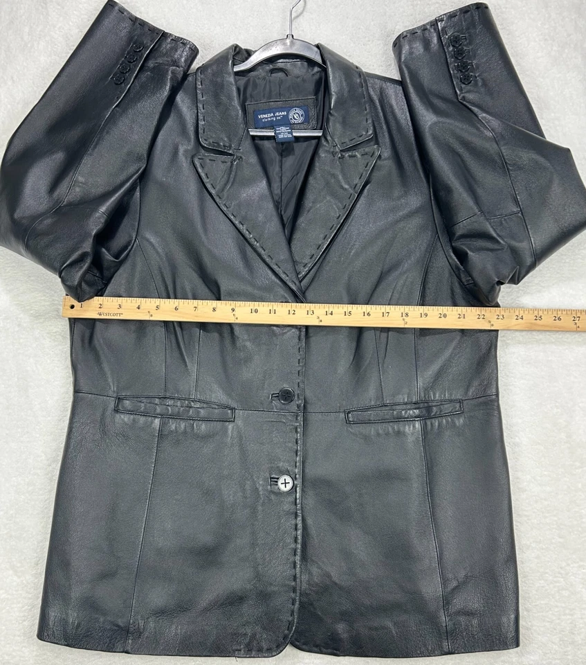 Chaqueta Blazer Venezia Jeans Cuero Genuino Mujer 18/20 Negra Forrada con 3 Botones Foto 2 de 4