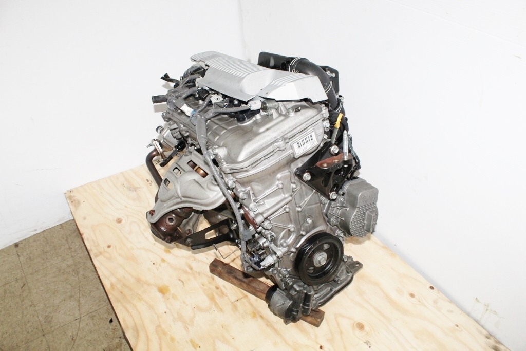 １５エンジンコラーリチューン 2010-2015 Toyota Prius 1.8L Engine Timing Cover X2ZR-W25N