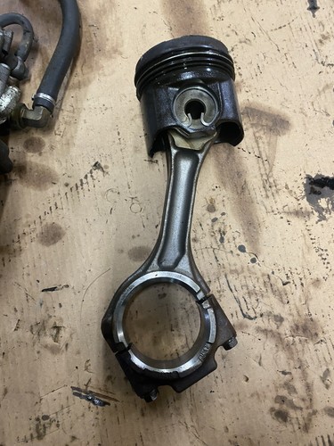 Paccar MX13 Connecting Rod & Piston ML6E6-5