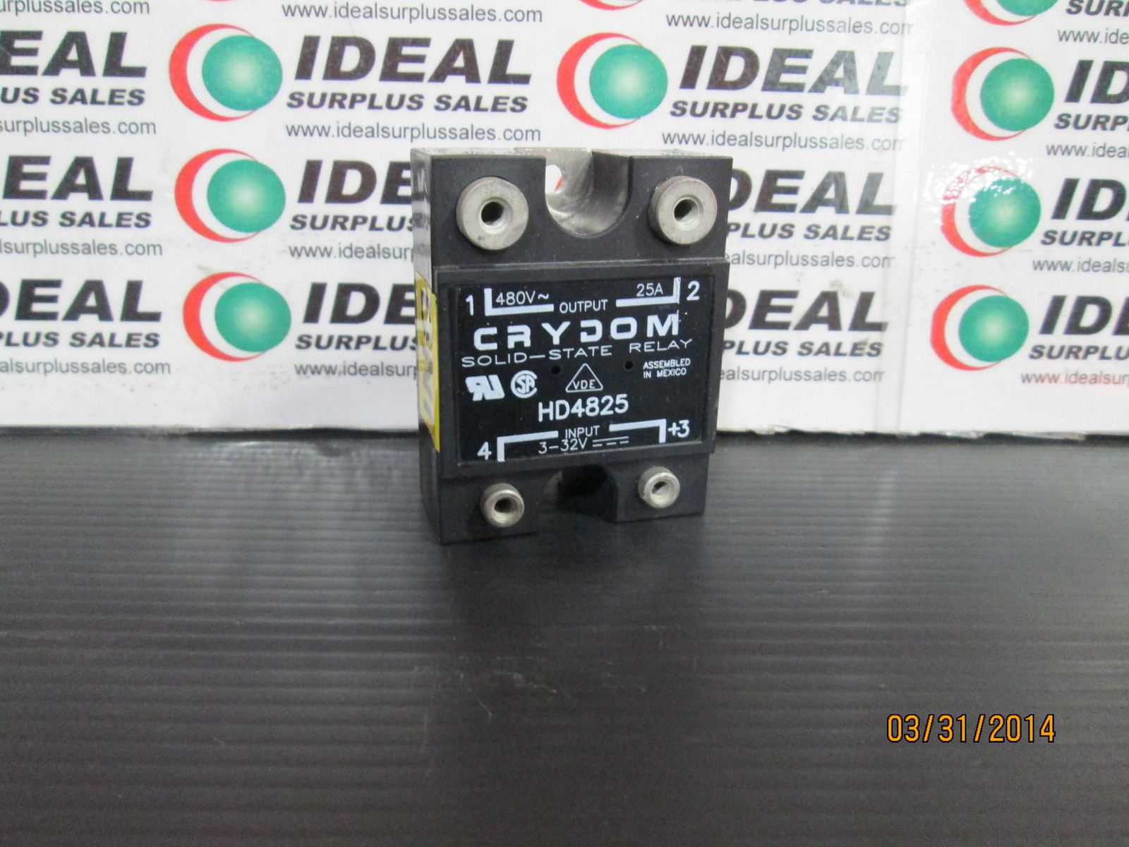 CRYDOM HD4825 Solid State Relay 3-32VDC Activation x 480VAC 25A Out SPST no scre img