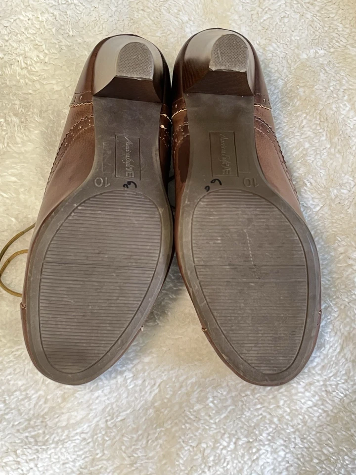 American Eagle Oxford Wingtip Heeled Shoes Lace Up Womens 10 Brown Faux Leather - Image 4 of 4