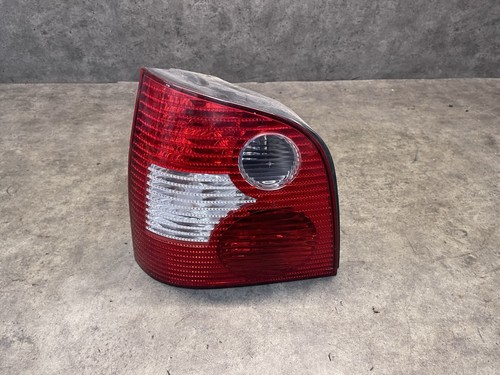 VW Polo 9N Rücklicht Rückleuchte links #35232