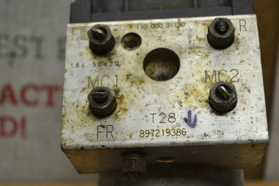 Bomba de freno antibloqueo Isuzu Rodeo 2000 ABS control 897219386 módulo 718-2A9 Foto 2 de 4