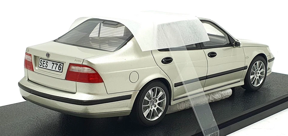Cult 1/18 Scale Resin CML198-1 - 1997-2005 SAAB 9-5 Turbo Aero - Met. Silver - Image 2 of 4