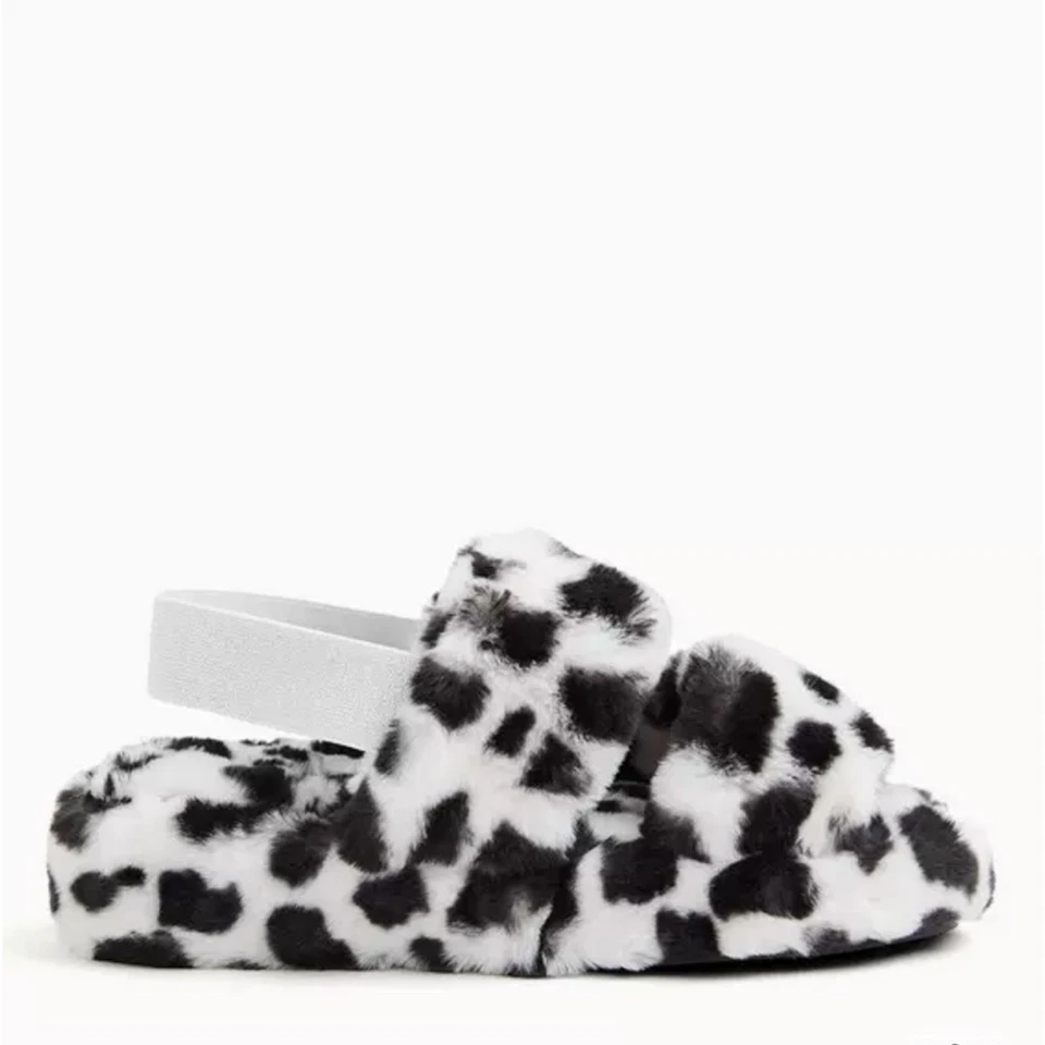 Zapatillas de piel sintética blancas y negras Torrid para mujer nuevas con etiquetas talla 8,5 Foto 3 de 4