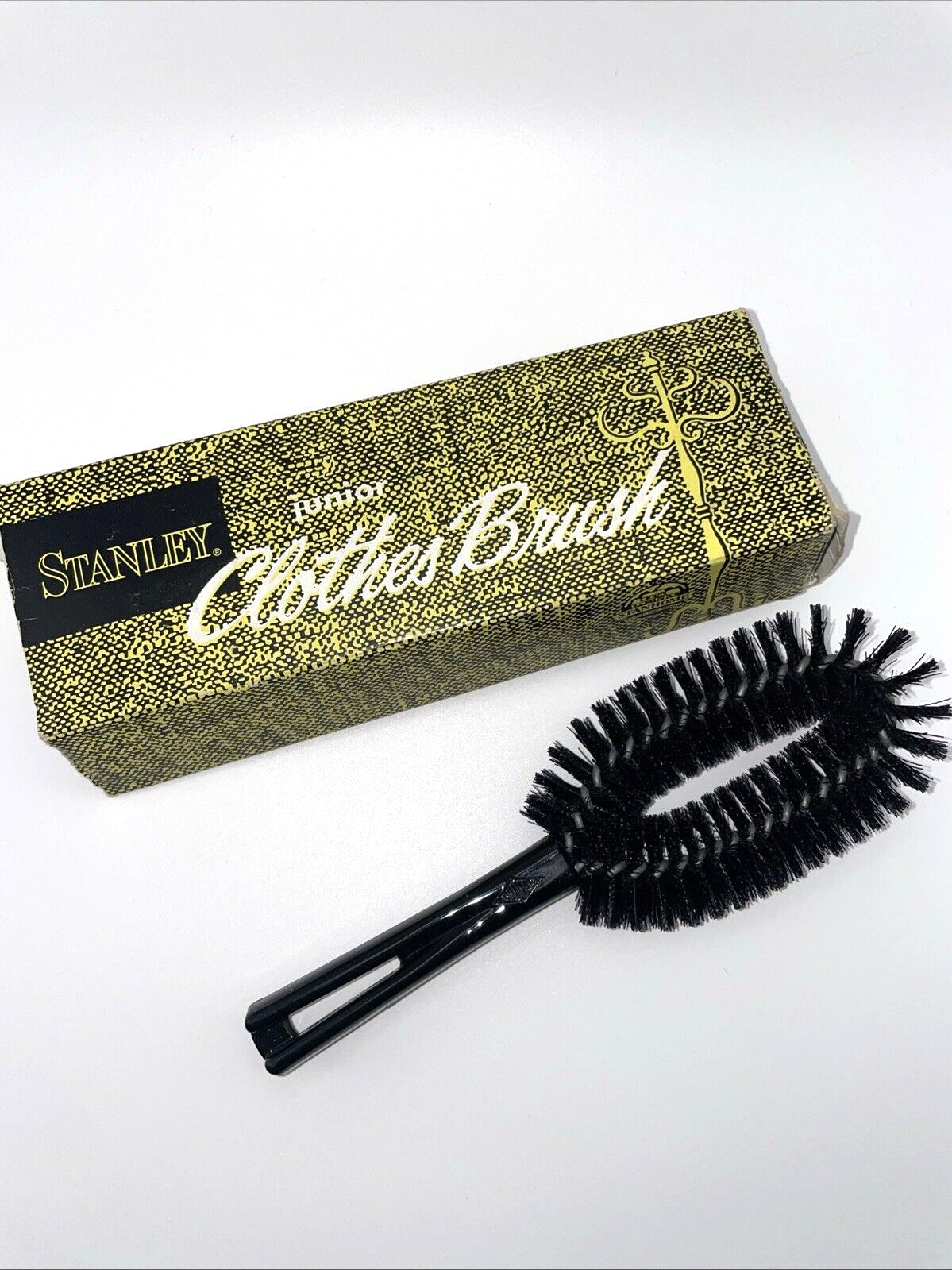 Vintage STANLEY Home Products JUNIOR CLOTHES BRUSH #3045 Lint Travel Made In USA
