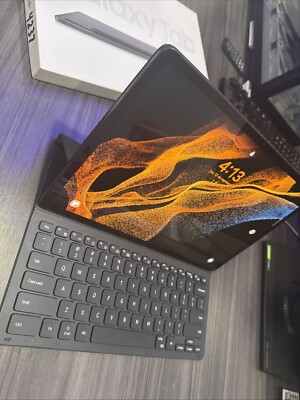 【純正品】Galaxy Tab S8+ Book Cover Keyboard Galaxy Tab S8+ / S7+ Book Cover Keyboard, Black Mobile Accessories