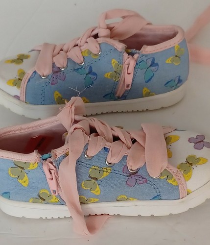 BORN Girls Blue White 3D Butterfly Sneakers Pink Laces And Trim Side Zip Size 7 - Picture 6 of 9