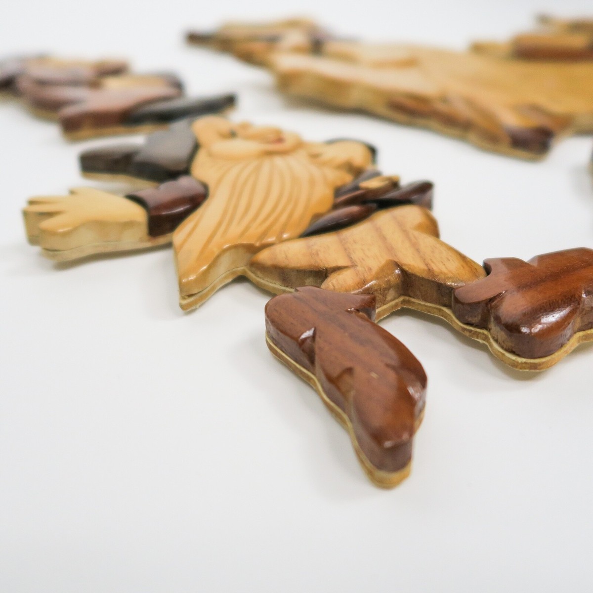 Vintage Snow White and the Seven 7 Dwarfs Hand Carved Wood Wall