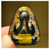 Phra Pidta Leklai Nam Phi Power Protect Magic Talisman Thai Buddha Amulet