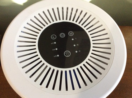 CVS Desktop Air Purifier HEPA Style E11 Filter. Perfect For Small Rooms- White - Picture 7 of 10