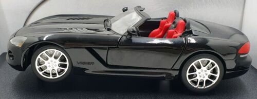 Hot Wheels 1/18 Scale Diecast 57314 - Dodge Viper SRT-10 - Black - Picture 3 of 5