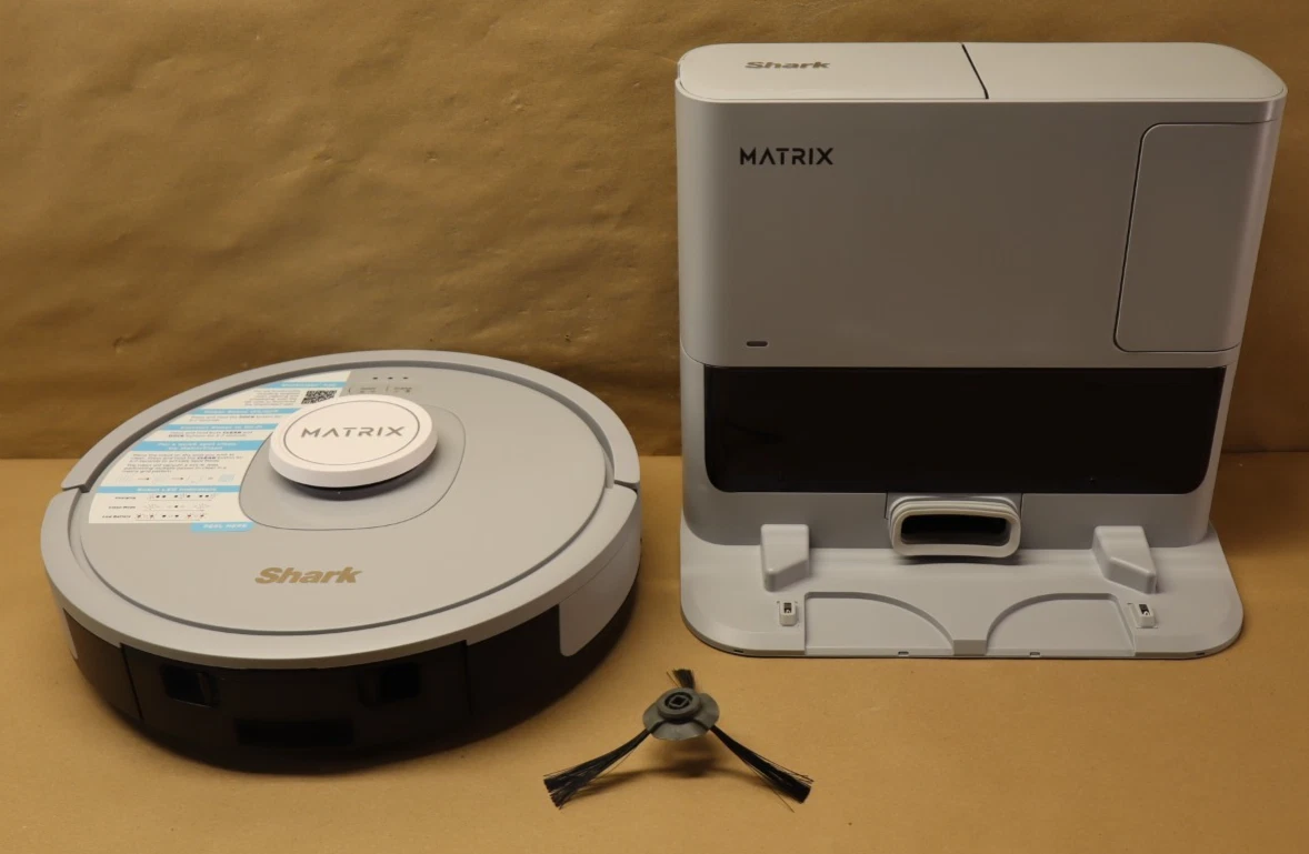 Shark Matrix Self-Empty Robot Vacuum UR2350S 30-Day Dock LiDAR WiFi Used