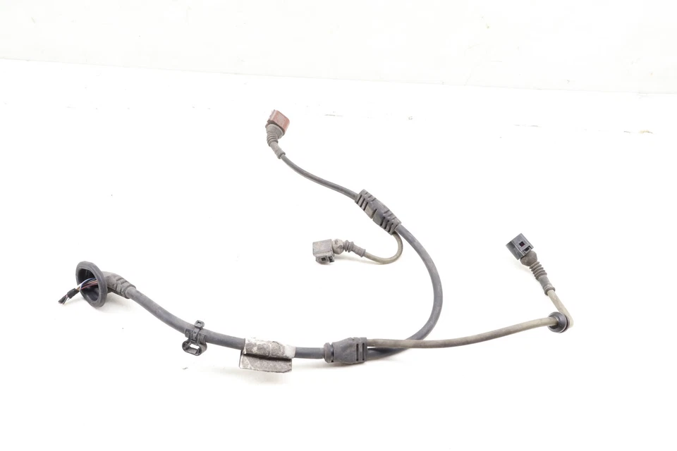 AUDI S4 2013-2016 - Sensor de velocidad trasero izquierdo / Arnés de cableado de freno de estacionamiento Foto 2 de 4