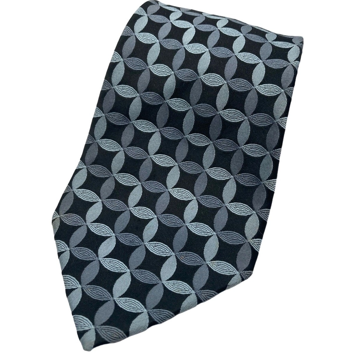 Calvin Klein 100% Silk Geometric Men's Tie Black and Silver 60