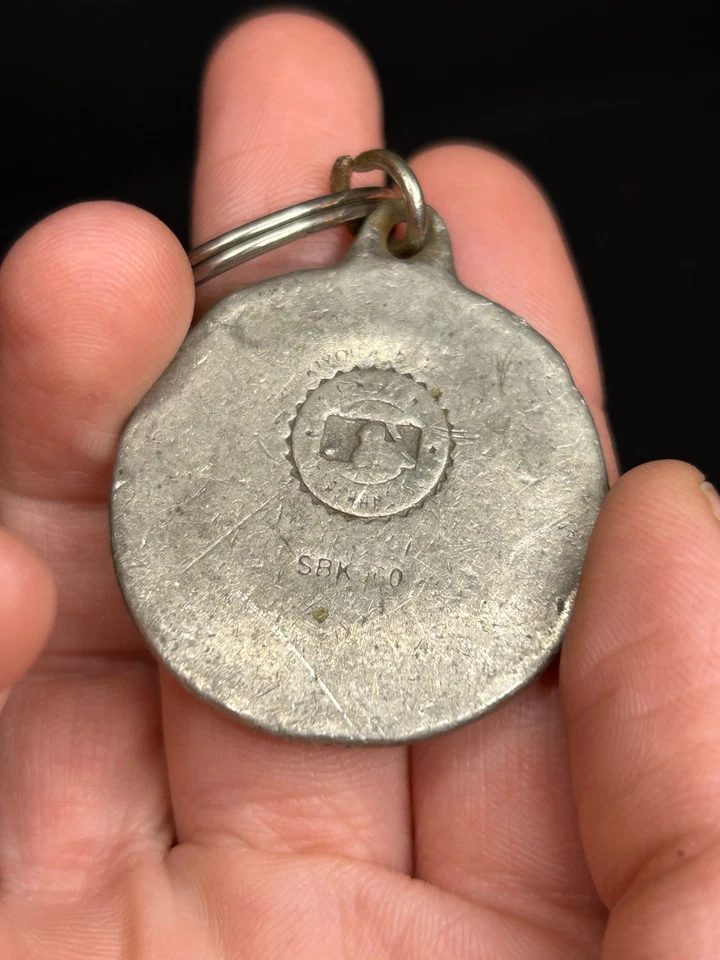 San Fransisco Giants Vintage 1993 Pewter Keychain Siskiyou - Image 2 of 4