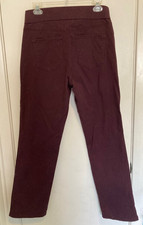 Nine West Heidi 8 Pull On Straight Pants Maroon Burgundy Wine EUC