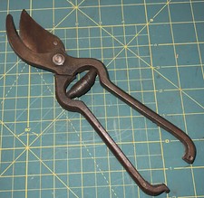 Vintage Seymour Smith Pruning Shears Clippers Oakville Conn. - See Pictures