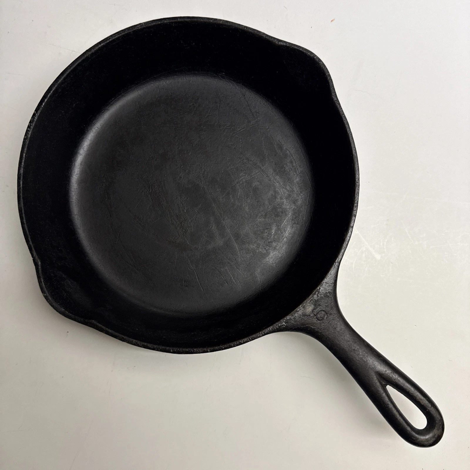 Wagner Ware Sidney -0- Stylized Logo #6 Cast Iron Skillet 1056 Q