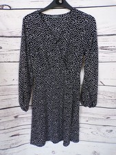 LADIES PAPAYA BLACK WHITE PATTERN LONG SLEEVE MOCK WRAP DRESS SIZE 8