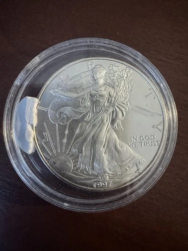 1997 American Silver Eagle .999 Fine Silver 1 oz BU with case Uncirculated