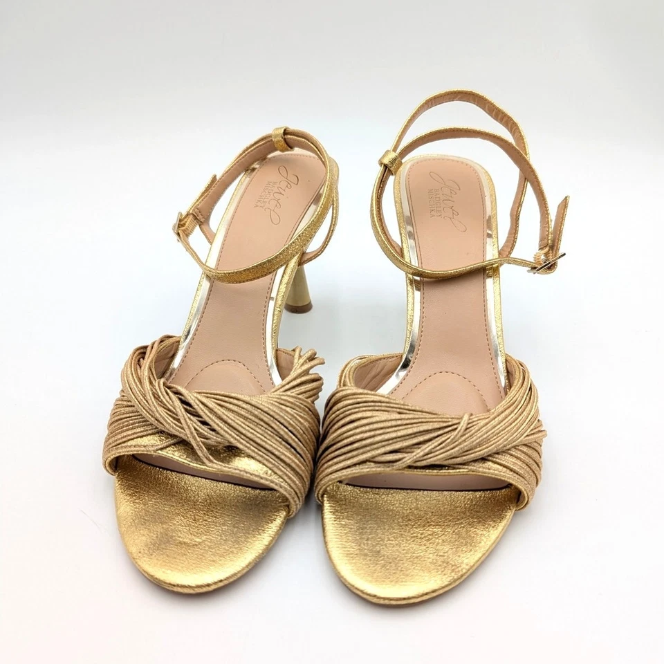 Sandalia Jewel Badgley Mischka Nanette trenzada con correa al tobillo para mujer dorada talla US9.5 Foto 2 de 4
