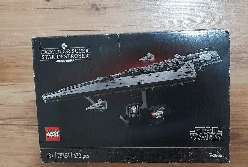 Lego Star Wars Set 75356 - Executor Super Star Destroyer Unopened,Box Damage