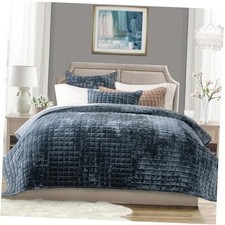 Luxury Velvet Quilt Set King Size King/Cal King 108" x 92" Stormy Blue