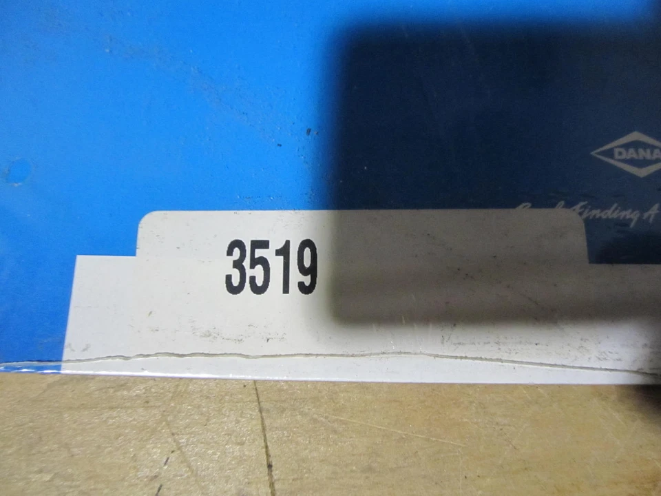 Прокладка головки блока цилиндров Victor VICTOR REINZ # 3519 N I P - Изображение 2 из 2