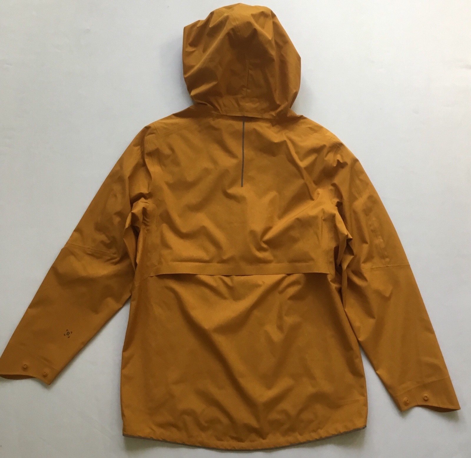 outpour shell lululemon