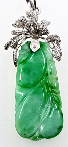 Vintage carved Jadeite Jade PENDANT, 9k (375) white gold, double sided, leaves - Picture 4 of 12