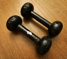 Set Of 2 Antique Cast Iron Dumbbells 2.5kg each Metal Vintage Weight globe bun