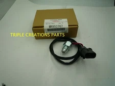 Genuine Mitsubishi MR953767 Switch Freewheel Clutch OEM