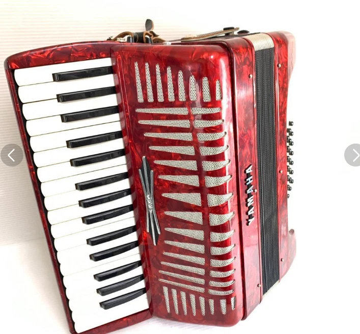 YAMAHA Accordion YA-21 Red 32 Keyboard 21 Bass ”No Case”