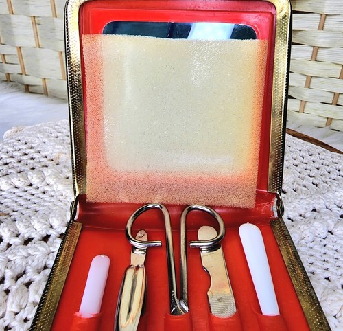 Set manicure vintage oro 5 pezzi con specchio - Foto 6 di 6