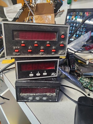 3 RED LION PROCESS STRAIN METER DISPLAYS COUNTERS, MODEL GEM 1 ,  IMSO 3166