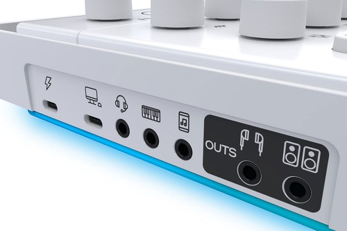 Mackie M Caster Live Portable Live Streaming Mixer in White - Picture 5 of 8