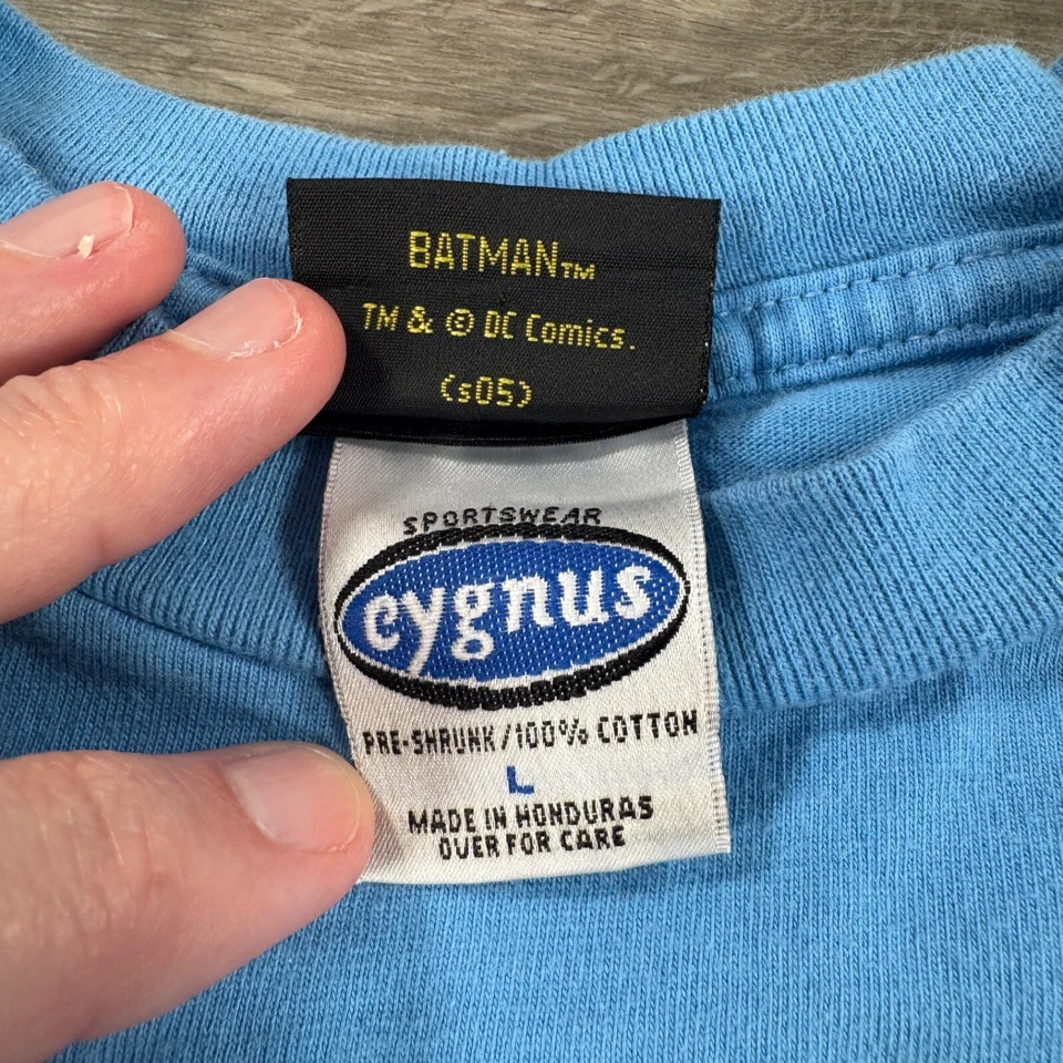 Vintage 90s Batman T-Shirt Long Sleeve DC Youth Kids Large Cartoon - Image 4 of 4