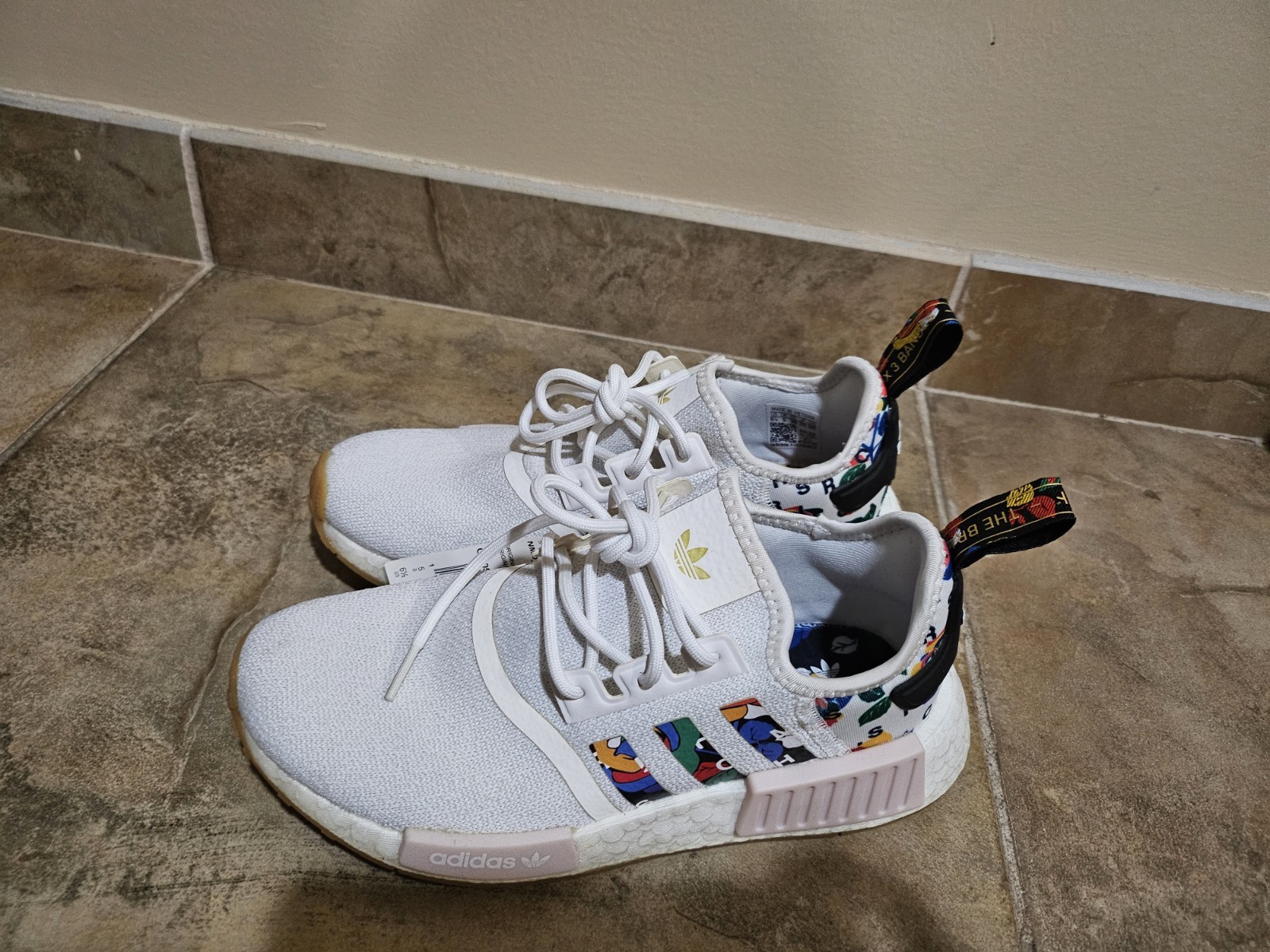 Adidas Women's Sneakers, Size 6.5 (White Color Shoes)