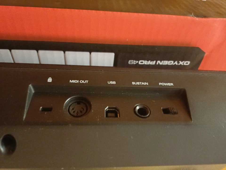 M-audio oxygen pro 49 gebraucht sehr guter Zustand - Bild 2 von 2