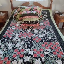 Hand Made Machine Sewn Twin Floral Quilt Blanket Throw W/ Sham And Decor Pillow