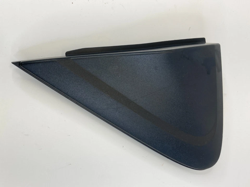 00-06 Mazda MPV Front Left Exterior Side View Corner Molding Garnish LC6269165 Foto 3 de 4