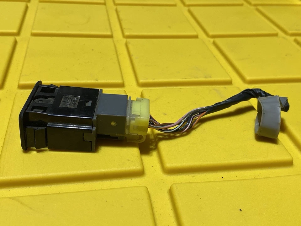 Interruptor de control de crucero Nissan Pathfinder Infiniti I30 1997-1999 OEM 96 97 98 99 Foto 2 de 4