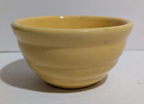 Vintage BAUER 5.5" Mixing Bowl Pottery Yellow Beehive Nesting Small Ringware USA